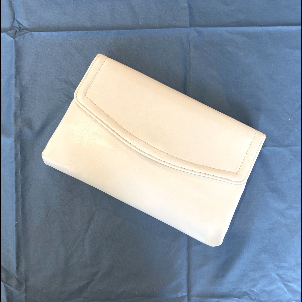 Vintage ML USA White Clutch Bag